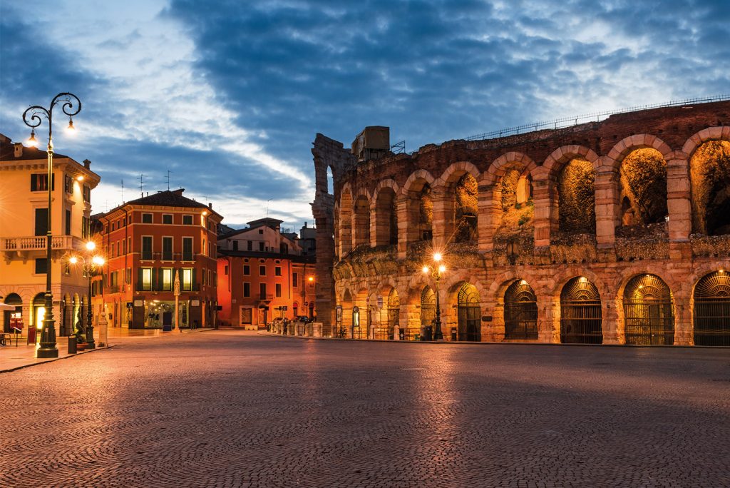 Immagine dell'Arena di Verona in Piazza Bra